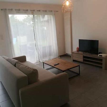 Jolie Maison Entiere Avec 3 Chambres Centre Ville Saint-André-de-Cubzac Dış mekan fotoğraf