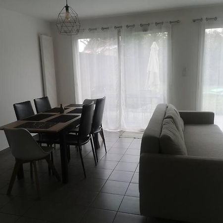 Jolie Maison Entiere Avec 3 Chambres Centre Ville Saint-André-de-Cubzac Dış mekan fotoğraf