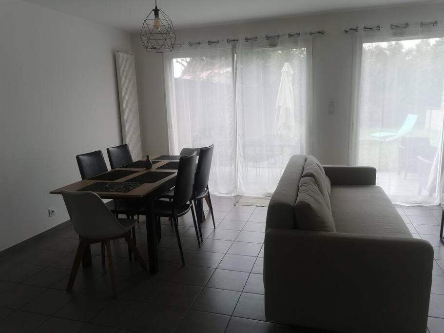 Jolie Maison Entiere Avec 3 Chambres Centre Ville Saint-André-de-Cubzac Dış mekan fotoğraf